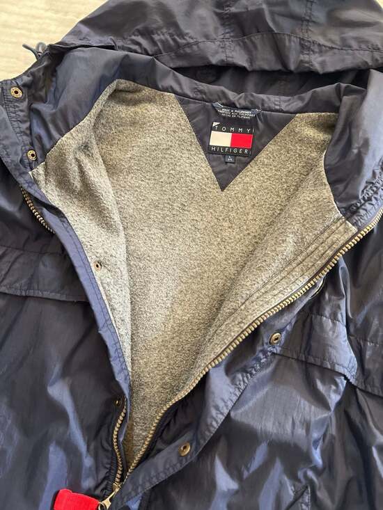 Vintage Tommy Hilfiger Jacket - Picture 5 of 7